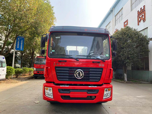 東風(fēng)景程單橋平板車