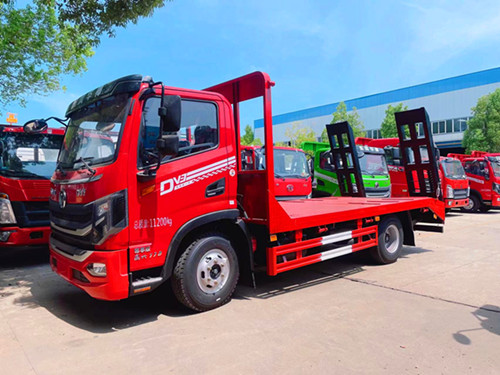東風(fēng)DV3單橋平板拖車3米6軸距