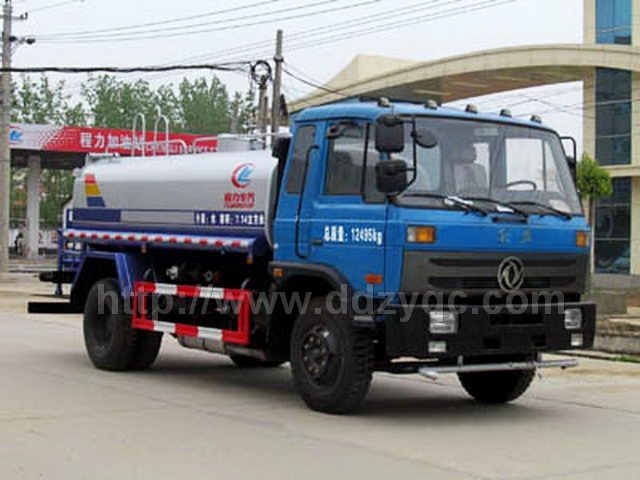 東風12噸灑水車 前沖后灑式